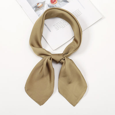 Pañuelo de Satén Liso Versátil y Elegante - Image 3
