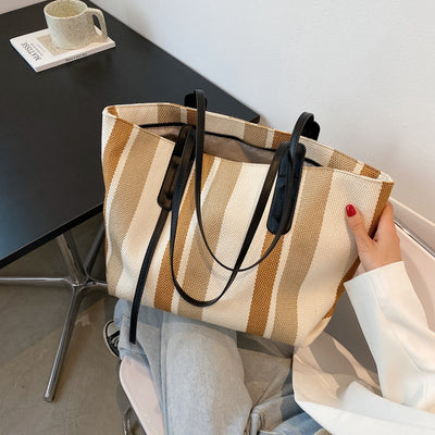 Bolsa Tote de Lona con Asa Simple - Diseño a Rayas con Contraste de Colores - Image 6