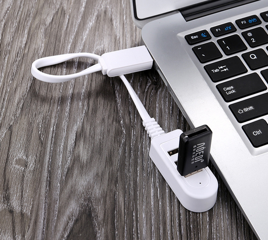 Hub Organizador de Cables Multi-Funcional con Cargador Extendido - Image 9