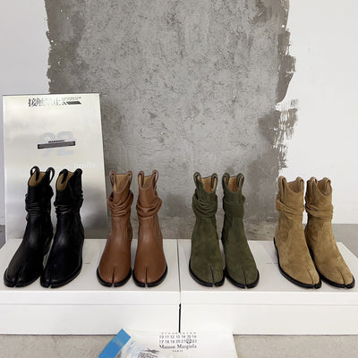 Botas Tobilleras de Cuero con Punta Dividida - Image 8