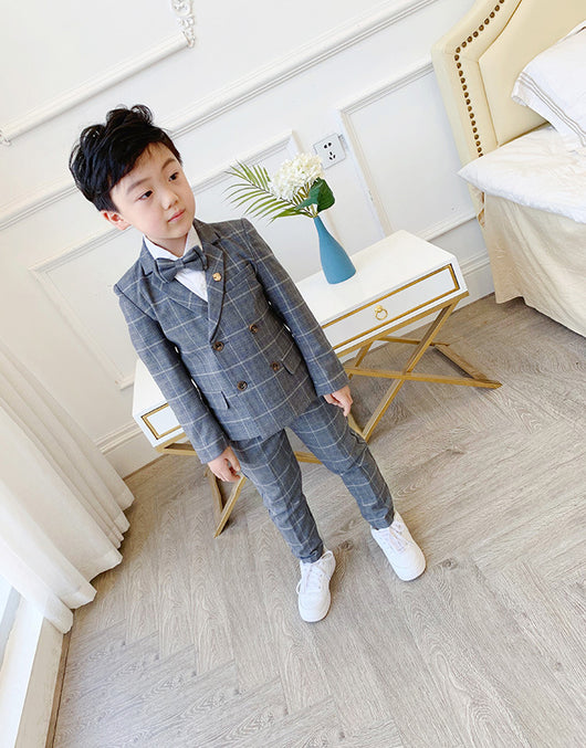 Traje Formal para Bebé Niño de Un Año con Detalles Florales - Image 4