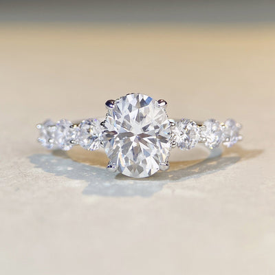 Anillo de Moissanita con Diseño Extraterrestre en Plata de Ley S925 para Mujer