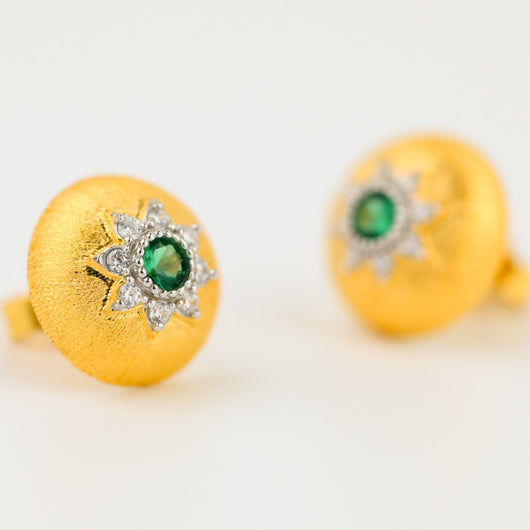 Aretes Redondos Vintage Court Elegantes con Acabado Satinado - Image 4