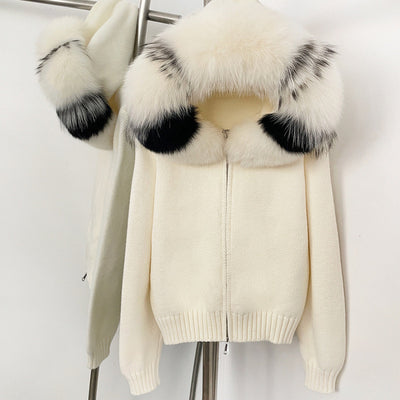 Abrigo de Primavera para Mujer con Cuello de Zorro Real y Capucha - Image 12