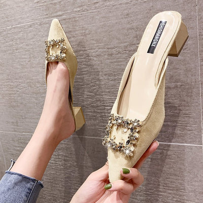 Sandalias y Pantuflas de Tacón Grueso Punta Afilada en Gamuza para Mujer - Image 14