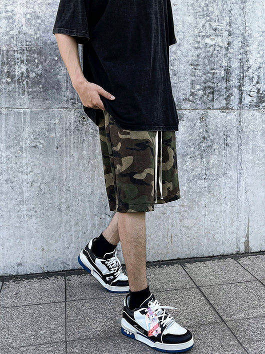 Pantalones Cargo Camuflaje Desgastado con Cordón Ajustable - Image 9