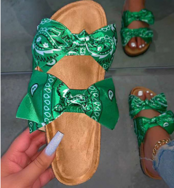 Pantuflas de Plataforma Satén con Diseño de Peces e Insectos - Image 11