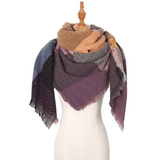 Chal Triangular Escocés para Otoño e Invierno - Amplio y Versátil - Image 44