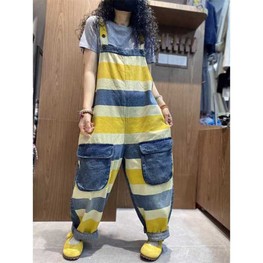 Mono Corto Denim Tallas Grandes con Tirantes e Impresión - Image 4