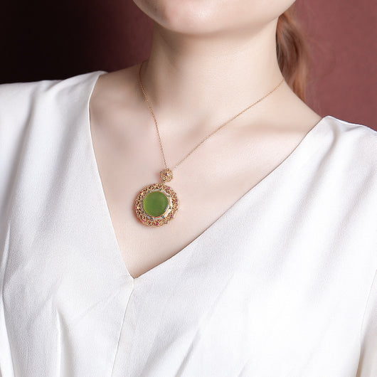 Colgante Retro Hueco Elegante con Patrón de Moda - Image 9