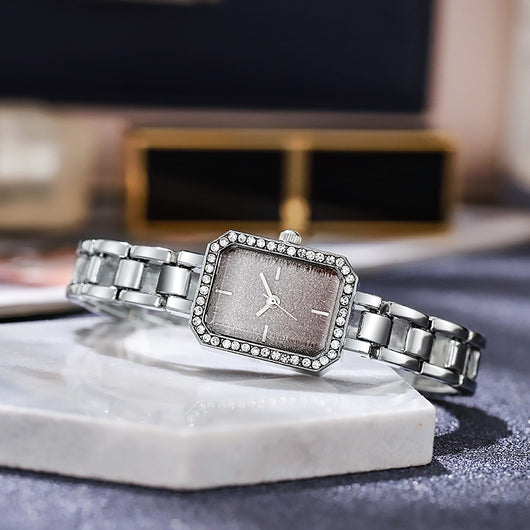 Reloj para Mujer con Diamantes de Imitación Compacto Elegante - Image 10