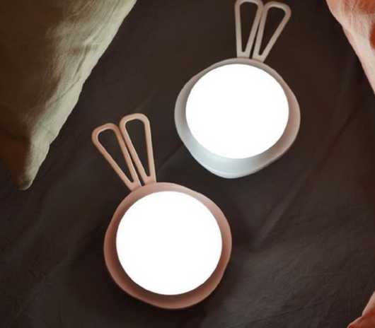 Lámpara de Noche LED Táctil con Cargador Inalámbrico - Image 11