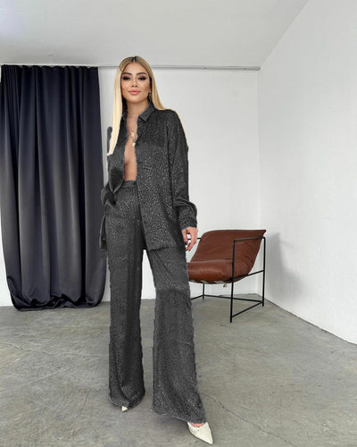 Conjunto de Dos Piezas Mujer con Camisa Estampado Leopardo y Pantalón - Image 26
