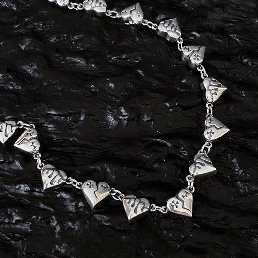 Collar de Plata S925 Corazón Roto con Diseño Graffiti de Amor