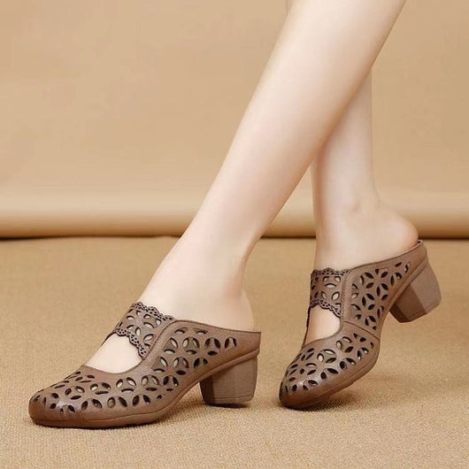 Zuecos Retro de Cuero PU con Detalles Calados - Cómodos Slip-On para Mujer - Image 6