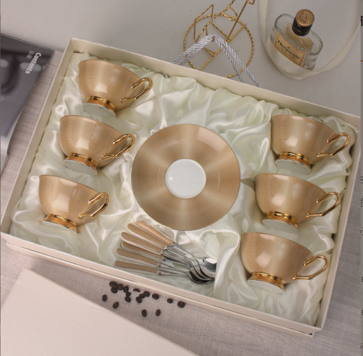 Juego de Tazas de Cerámica Europeas para Café - Image 5