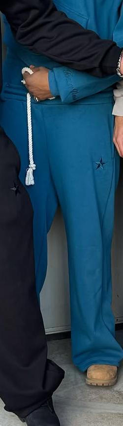 Pantalón Deportivo Ancho con Bordado de Estrella y Cintura Doble para Parejas - Image 4