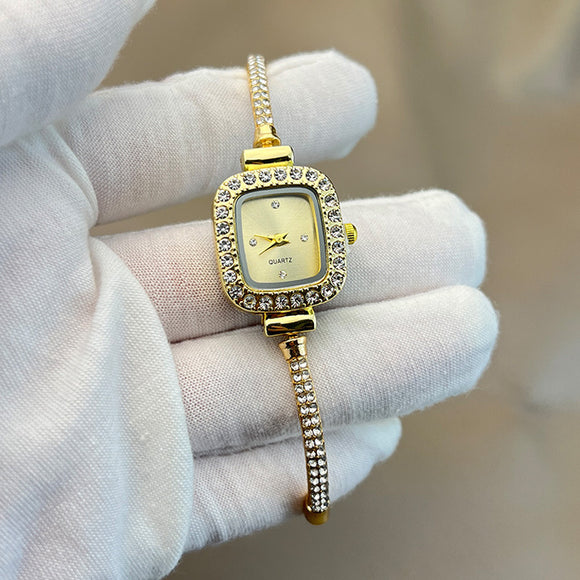 Reloj de Diamantes Cuadrado para Mujer de Moda