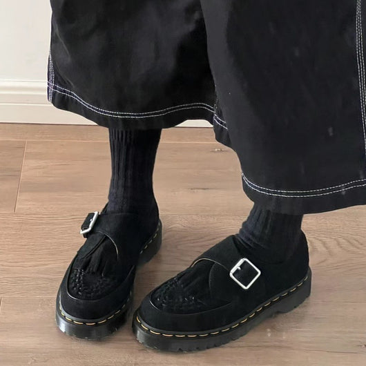 Zapatos de Cuero Unisex con Borlas - Estilo Versátil para Él y Ella - Image 10