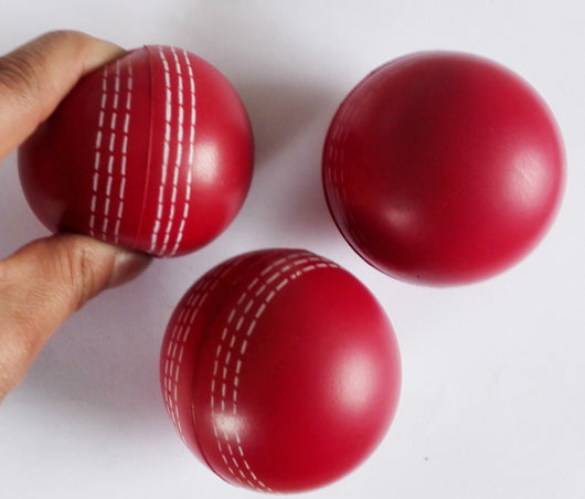 Pelota Sensorial de Espuma PU con Ventilación para Cricket - Image 6
