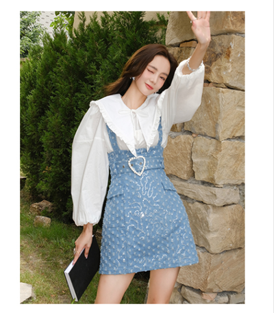 Falda Vestido Denim con Bordado de Cuentas y Tirantes