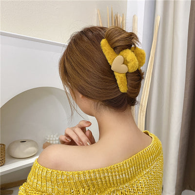 Pinza Agarradera de Peluche Amor Dongdaemun - Otoño Invierno - Image 12
