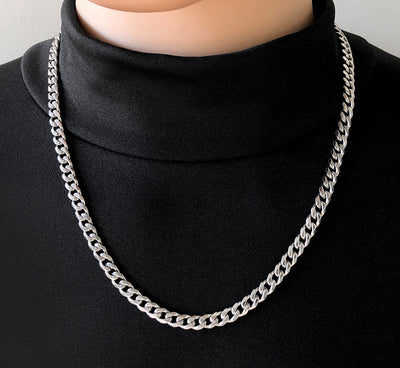 Collar de Acero Titanio para Hombre - Diseño Urbano Moderno - Image 3