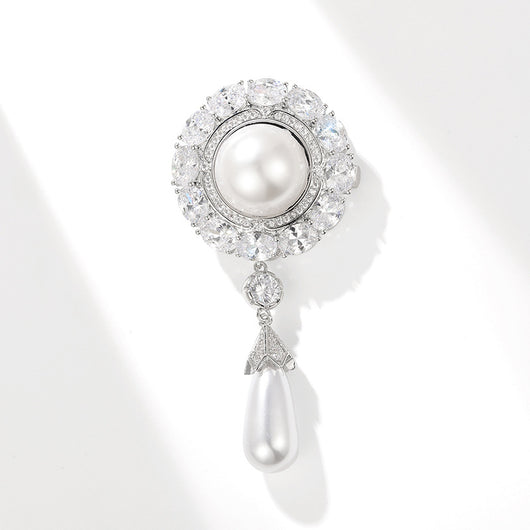 Broche de Circonita Estilo Palacio con Perlas de Agua Dulce - Accesorio de Temperamento - Image 2