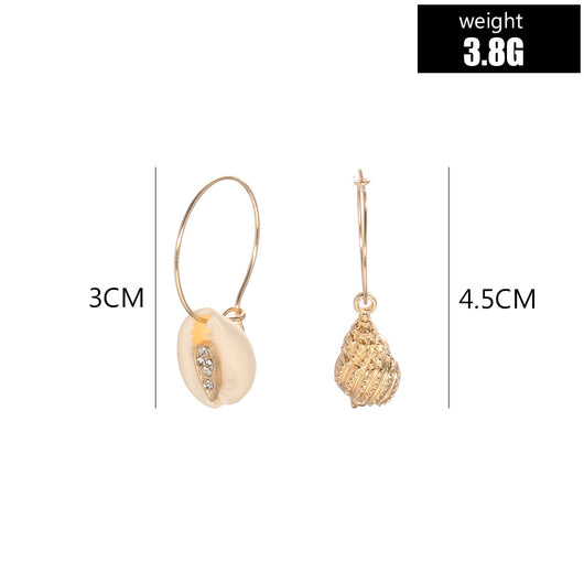 Aretes Bohemios Dorados con Perlas y Borlas de Concha Natural - Image 3