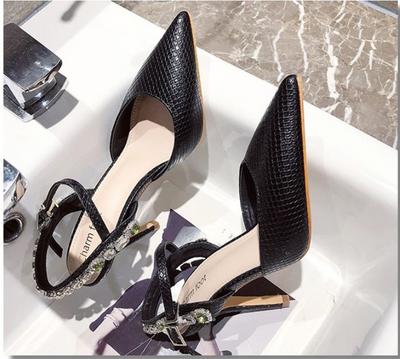 Sandalias de Tacón Stiletto con Punta Afilada y Diseño de Serpiente Brillante - Image 15