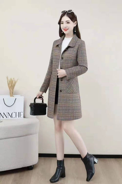 Abrigo de Lana Cuadrillé para Mujer Madura - Colección Otoño - Image 9