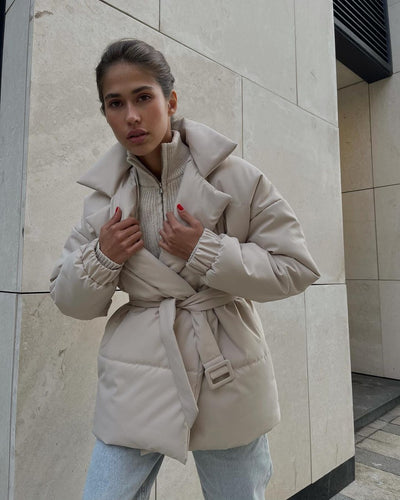 Abrigo de Invierno Entallado para Mujer - Diseño Clásico con Solapa y Cintura Marcada - Image 4