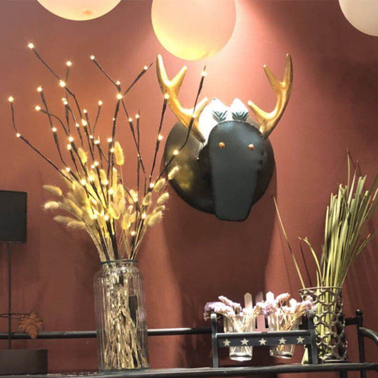 Lámpara Decorativa LED con Rama Simulada para Ambientes - Image 13