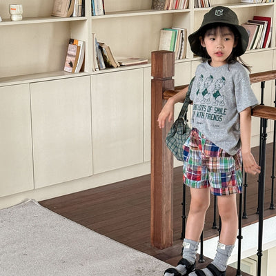 Pantalones Cortos de Verano con Costuras de Diseño para Niños y Niñas - Image 9