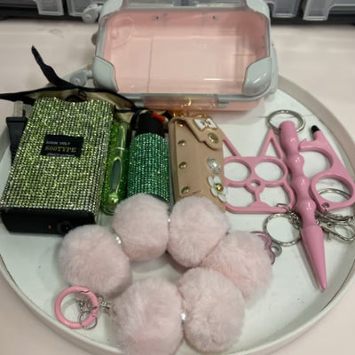 Set de 9 Llaveros de Peluche Suave Verde y Rosa - Image 2