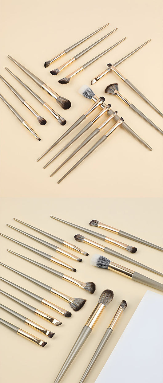 Set de 15 Brochas de Maquillaje Profesional con Flores Estampadas - Image 10