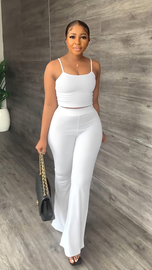 Pantalón Acampanado con Tirantes Lisos - Conjunto de Moda Minimalista - Image 8