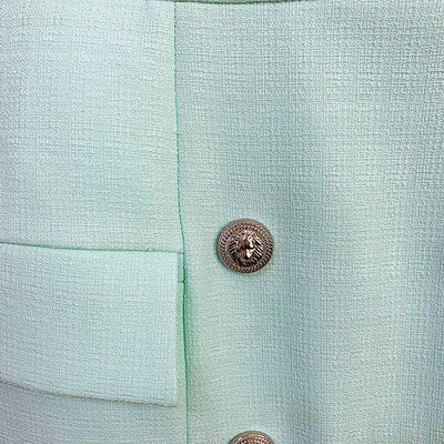 Minifalda Profesional Europea con Diseño León - Image 12