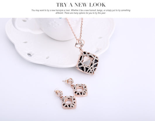 Conjunto de Joyería Lujo Estampado Leopardo Calado Collar y Aretes - Image 10