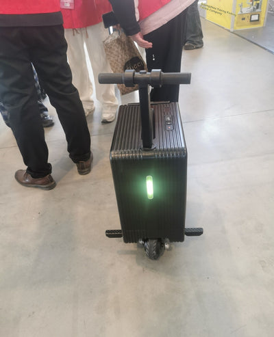 Maleta Eléctrica Tipo Scooter 20 pulgadas - Carry-on Inteligente - Image 14