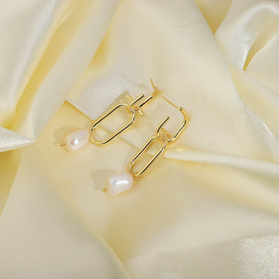 Aretes de Perlas Barrocas Naturales con Cadena de Latón - Image 16