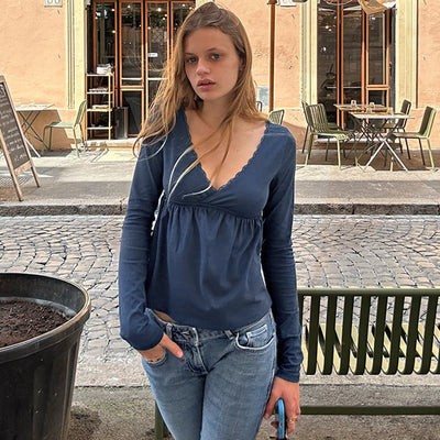 Playera de Encaje Escote V Mujer - Estilo Pure Hot Girl