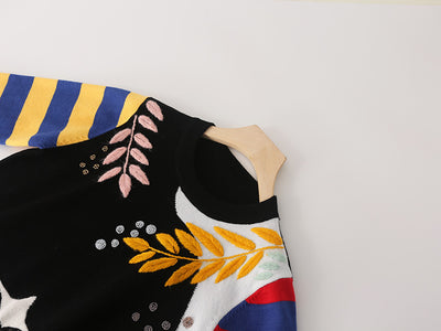 Suéter para Mujer con Diseño de Cara y Lentejuelas - Image 15