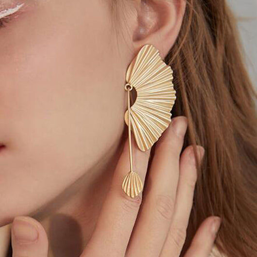 Pendientes Elegantes de Hoja y Concha Marina - Image 11
