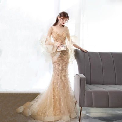Vestido de Noche Sirena Dorado para Banquetes y Eventos - Image 16