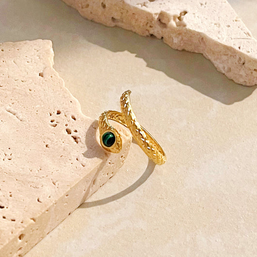 Anillo Serpiente Chapado en Oro 18K Acero Inoxidable - Image 12
