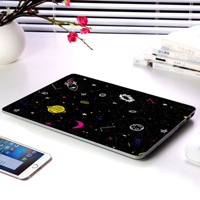 Funda para Laptop Apple Diseño Espacio Cartoon - Image 2