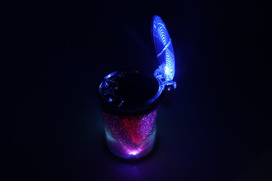 Cenicero Automotriz con Luz LED RGB y Contenedor Portátil - Image 9
