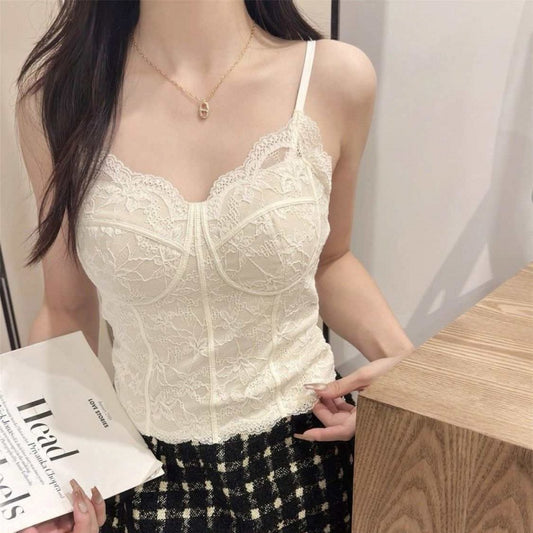 Camisola Francesa Satinada: Silueta Esbelta y Sensualidad Pura