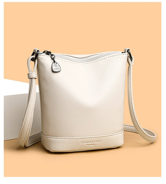 Bolso Crossbody de Cuero Premium para Mamá - Espacioso y Elegante - Image 21